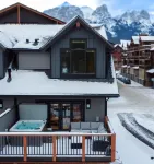 Tamarack Steamside Deluxe Chalet - Private Hot Tub