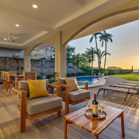 Beachfront Villa Just Steps To The Water