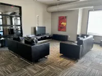Modern Luxurious 2 BR Condo + Pool + Hot Tub + Games Room + Gym