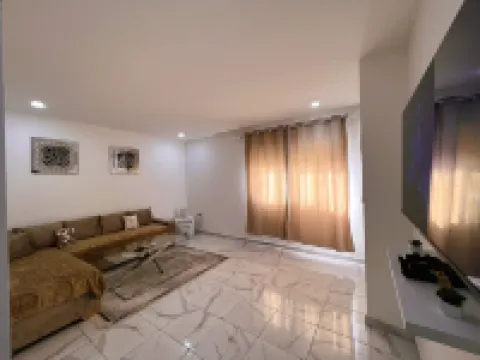 Appartement Oran 100m2 Tout Équipé