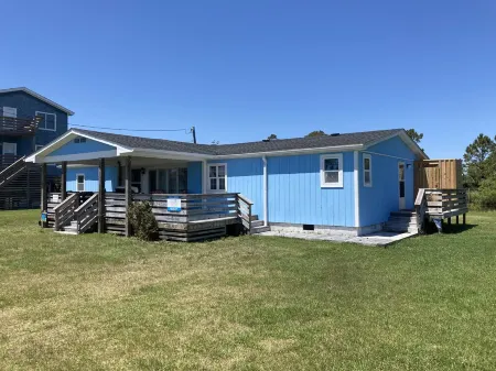 Stay your Way, Hatteras Island family friendly relaxing beach retreat.
