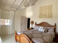 Luxury Villa St James,  4 bed 4 bath , Private Pool, fantastic sea views Hotele w: Mount Standfast
