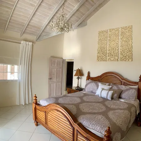 Luxury Villa St James,  4 bed 4 bath , Private Pool, fantastic sea views
