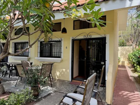 Coastal Gem: Book Las Palmas Loft w/ Beach & Pool Отели в г. Сардиналь