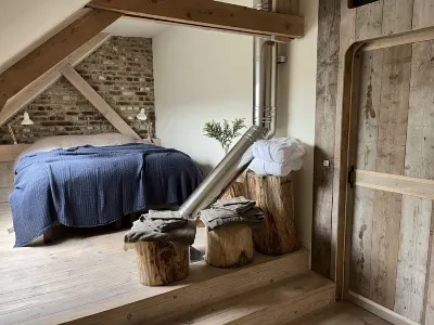 Comfortable guest house with sauna, Nordic bath and natural swimming pool.