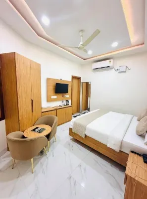 Hotel Shri Radha Orchid