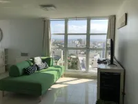 Chic Bright Beautiful Studio with Ocean View CONDADO and parking