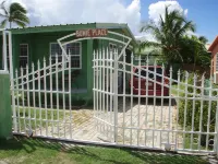 White Sands Retreat - Beachside at Beacon Hill