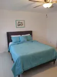 Experience Comfort and Convenience in the Heart of Pembroke Pines.