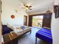 Casa Hermoso Cariño: Capitol Hill Bungalow Hotels in Troncones