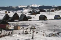 Chalet/house (sleeps 4-8/10) in Durmitor National Park, near Zabljak Hotels in Virak
