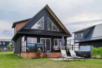 Luxe Lodge: Cabin 2 as seen on HGTV's Renovation Resort Season 1 Hotels in der Nähe von Westben
