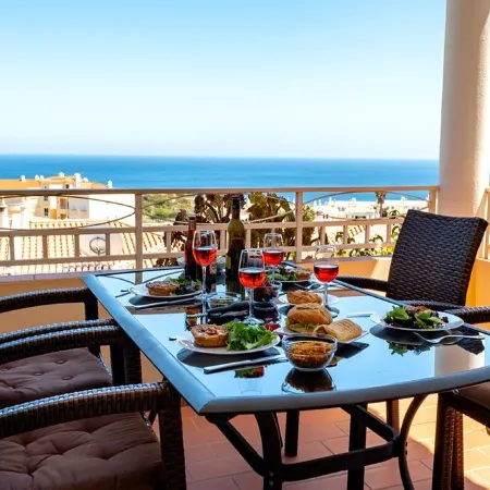 Pretty Villa has Amazing Sea Views, Private Pool, AC, Wi Fi - walk to the Beach!