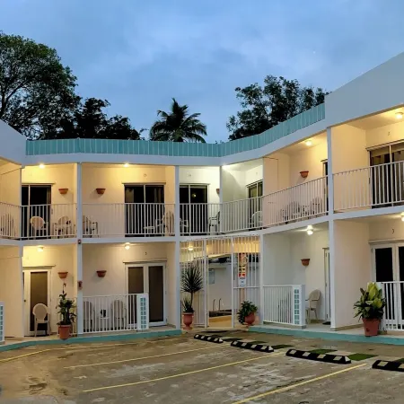 Nautilus by la Jamaca Hotels-Downtown la Parguera