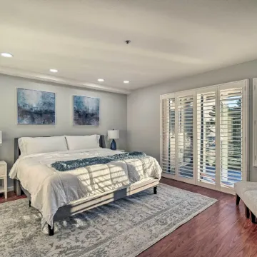 Less Than 1 Mi to Mussel Rock Park! Cliffside Pacifica Gem