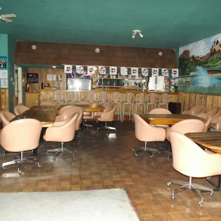 Ida's Motel & Restaurant