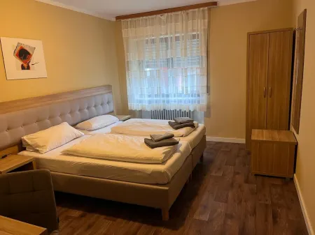 Hotel Zur Post Limburg Bad Camberg Отели в г. Арберген