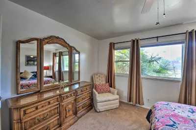 Vintage Las Vegas Oasis Less Than 3 Mi to the Strip! Các khách sạn ở Downtown - Fremont Street