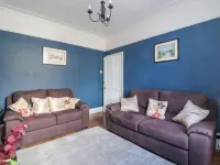 49 Waddington Road