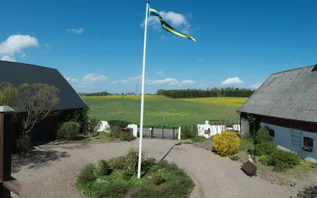 Mattisgården Bed & Breakfast Отели в г. Kvidinge