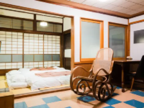 Guest House Kura Hotels in Suzaka
