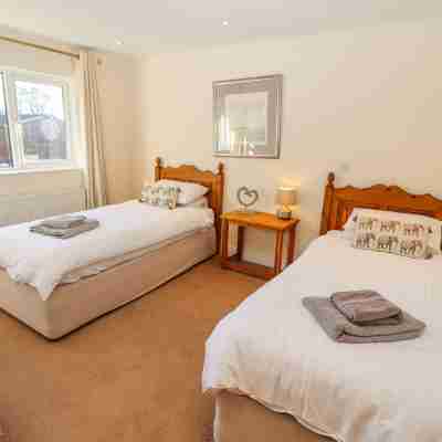 Church View Cottage Rooms