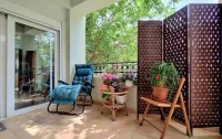 Club House Apartment with Garden and Pool فنادق في Podostrog