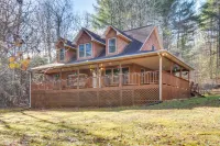 Hiawassee Vacation Rental w/ Grill ~ 9 Mi to Lake! - WiFi