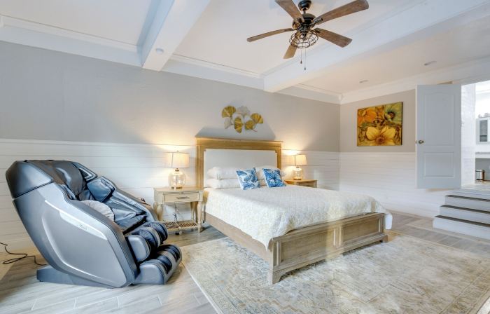 Game Room, Trails! 30-Acre Lakefront Streetman Gem