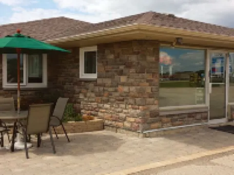Prairie Mountain Inn فنادق في داوفن