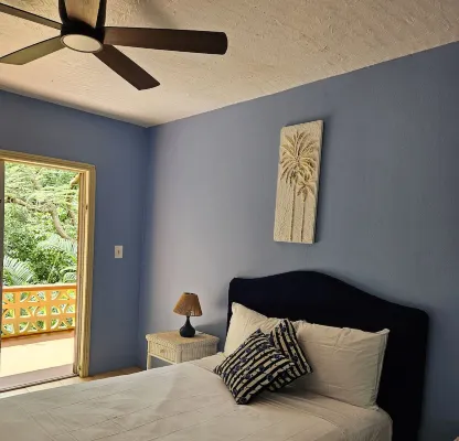 Caret Bay Tropical Hideaway Apt Hotels in West End