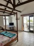Apartment a une min a Pieds Près de la Plage Wifi 24/7 Nespresso Hotels in 