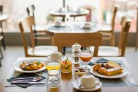 Leto Nuevo Hotel - breakfast