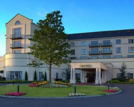 Knightsbrook Hotel Courtyard Accommodation Hotels in Trim
