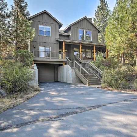 Stunning Bend Retreat < 20 Mi to Mt Bachelor!