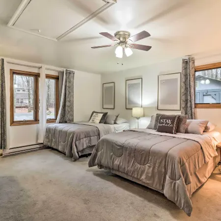Near Big Boulder Mtn: Cabin w/ Furnished Deck