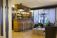 Comfort Hotel Lens - Noyelles Godault - ที่มีที่จอดรถ