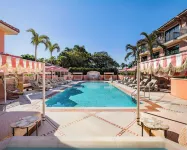 Palm House Hotel - Beach