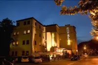 Hotel Batory Hotel a 