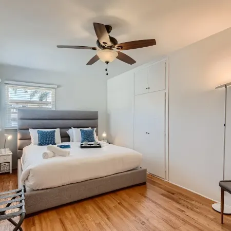 Signature King 1Br in Top Beach Location (AB)