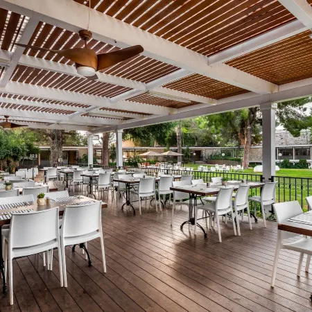 Hacienda Forest View Hotel