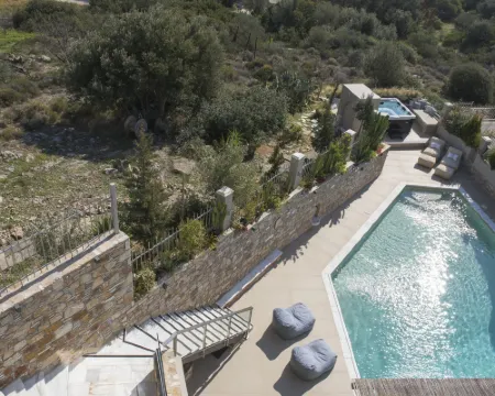 Aval Riviera Hotels in Saronikos