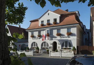 Hotel Gasthof Zum Storch Отели в г. Гайзельвинд