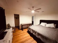 3 Bedroom 2 Bathroom Pool & Outdoor Kitchen