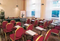Mokinba Hotels Sant'Ambroeus Отели в г. Милан