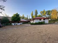 Hotel Linares Отели в г. 