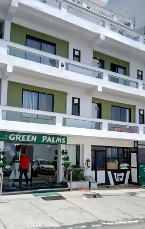 Green Palms Rubystone Exotic Отели рядом с достопримечательностью «Green Field»