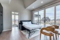 Stardust Big Bend Luxury A-Frame#1 with a Fab View Hotel di Study Butte-Terlingua