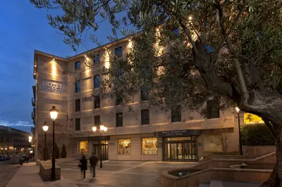 Eurostars Las Claras Hotels near كاتدرائية سلامنكا الجديدة