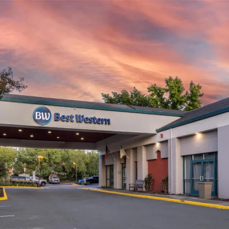 Best Western Heritage Inn